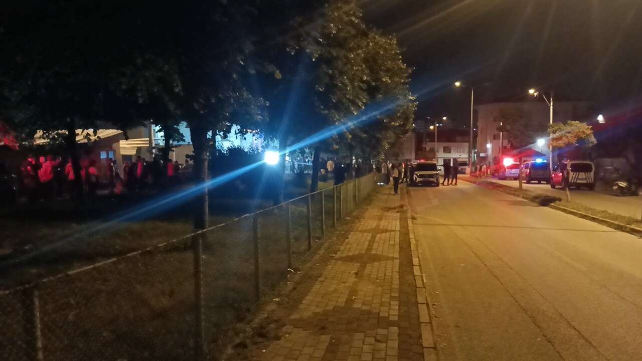 Karı-koca evlerine gelen kişi tarafından öldürüldü 1